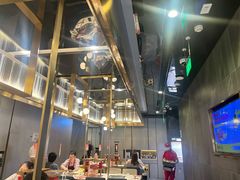 -海底捞火锅(长宁路龙之梦店)