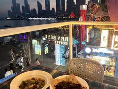 -情人坝酒吧街