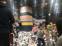 -MELAND CLUB亲子乐园·派对·餐厅(北京芳圆里ID MALL店)