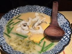 -荣家黄鱼面(南京西路店)