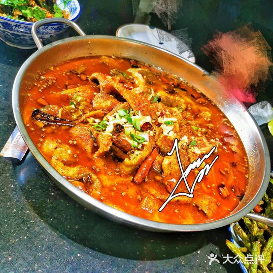 罗邹记川香阁水煮活鱼(学兴路总店)