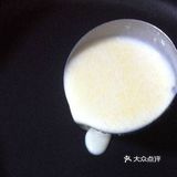 大热的榴莲千层蛋糕原来是这么做出来的