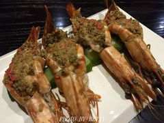 -HIHE Bistro·Oyster Bar(华熙live店)