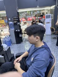 -藤野造型专业烫染接发