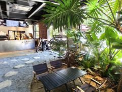 -J Create城市露营咖啡·简餐·宠物(上海动物园店)