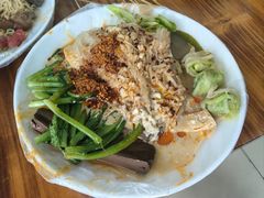 -郭记小街麻辣烫(南小街总店)