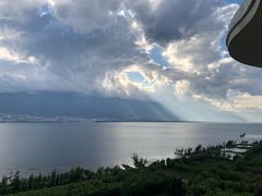 -大理洱海龙湾假日酒店