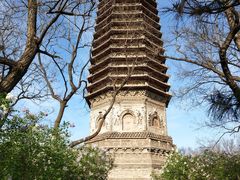 -玲珑塔公园