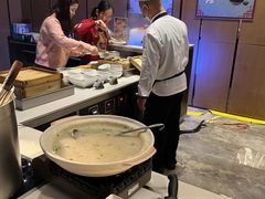 -飨食汇全日制餐厅·昆山皇冠假日酒店(九方店)