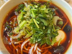 -黔蘑菇四季餐厅(观山湖店)