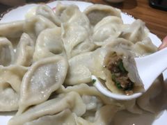 -东来菜馆•手抓海鲜家常菜•海鲜锅贴(鸽子窝店)