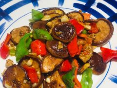 高山香菇-川香渔府(万达店)