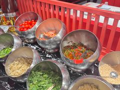 -何师傅美蛙鱼头(汉街店)