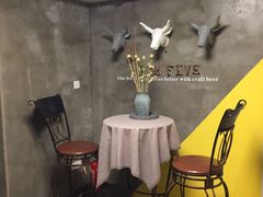 -HIGH FIVE哈福手工汉堡(桂林路店)