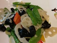 荷塘小炒-YAFEE雅菲·粤菜·湘菜·融合菜(魏公村店)