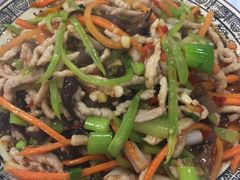 -乡土特色.冷锅鱼.牦牛肉汤锅