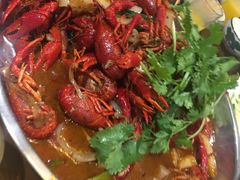 -乡土黄·鲜牛肉火锅·小龙虾(兴业街店)