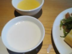 -宜必思酒店(青岛五四广场宁夏路地铁站店)