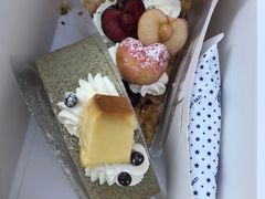 黑芝麻布丁卷-三花屋 Mihhanaya