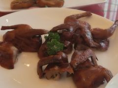 招牌脆皮乳鸽-海逸海鲜酒家(古北店)