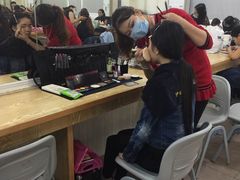 练习-伊丽莎白美容培训学校(顺德校区)