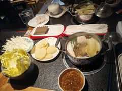-牛品荟牛肉火锅(新城广场店)