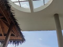 -皇马海口湾海景酒店(万绿园秀英港店)