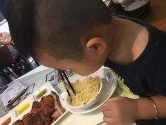 -新大咀港式茶餐厅(宝山万达店)