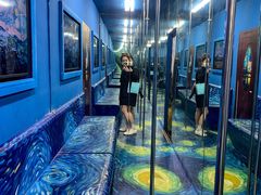 -上海梵高星空艺术馆(南京路旗舰店)