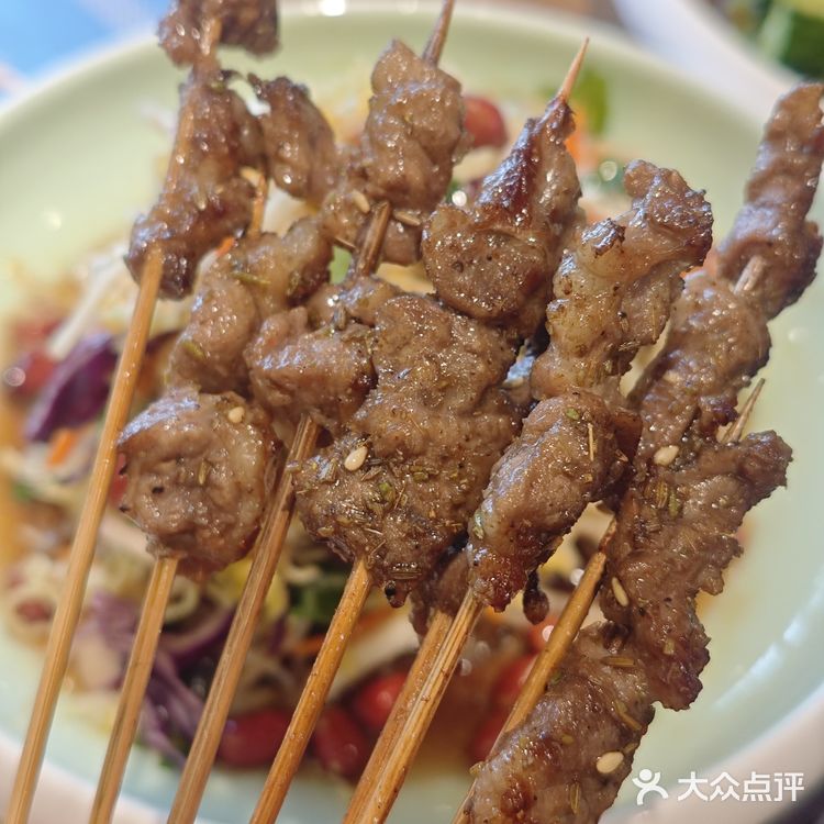 让我惦记了十多年的烧烤,果然还很出色