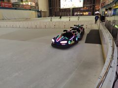 -冰纷万象滑冰场(赣州华润万象城店)