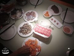 -火宴山海鲜自助火锅(新世界店)