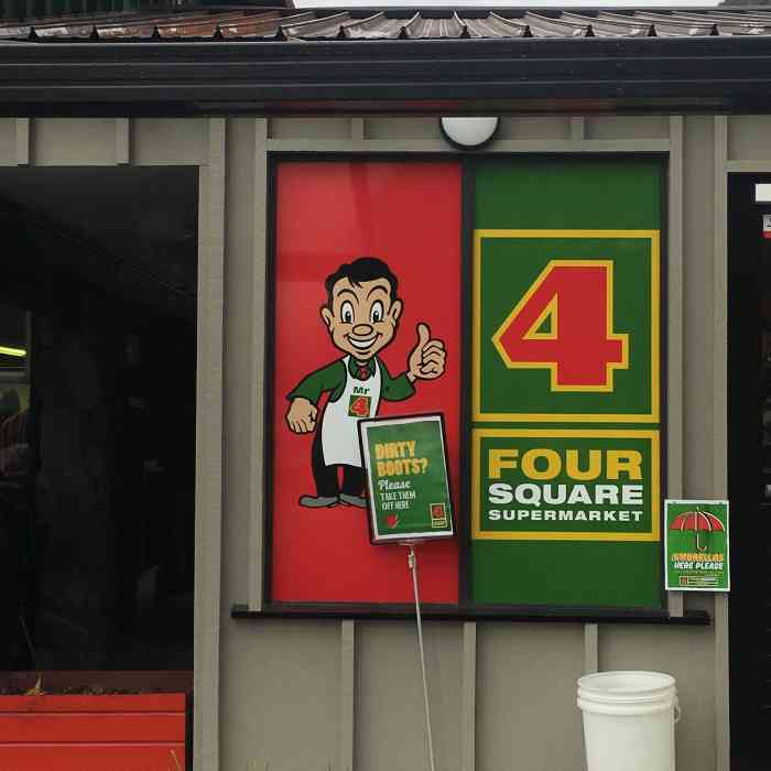 four square-"好像是franz小镇里唯一的超市吧,因为."-大众点评移动版