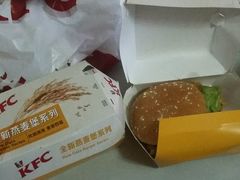 腿堡-肯德基(龙之梦购物中心店)