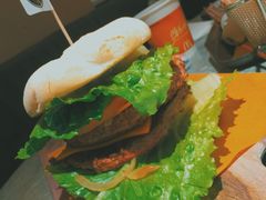 -麦当劳(新王府井店)