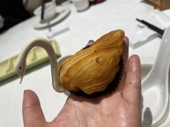 榴莲千丝酥-稻香酒家·34年老字号·港式粤菜(汉街店)