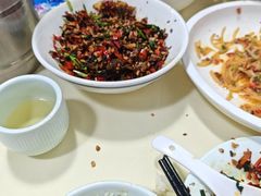 -笨罗卜浏阳菜馆(龙华鹏润达店)