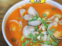 -何记花甲(海岸城旗舰店)