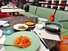 -港丽餐厅(高德置地店)