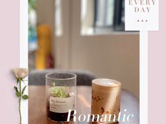 -Fridi Patisserie Cafe