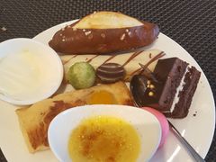 -圣丰索菲特·2 On 988 Café 自助餐厅