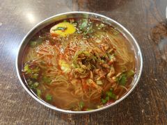 -韩风烤牛肉冷面店