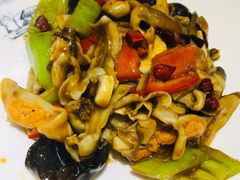 -品味居·首店·大连鲜活海鲜大连菜(东港店)