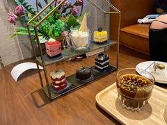 -ZING COFFEE 镜咖啡