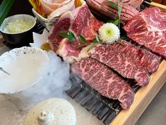 -铭牛烧肉·和牛海鲜自助(高新月牙湖店)
