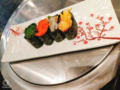 日式军舰寿司-烤路里·韩国品质自助烤肉(石路天虹4号店)
