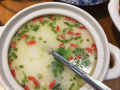 -快乐老家三鲜饺子东北菜(南六中路店)
