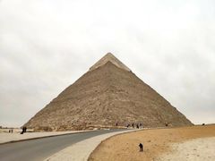 -吉萨金字塔群