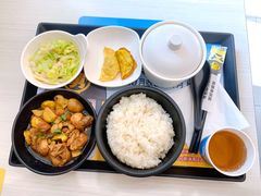 -老娘舅餐厅(黄龙体育中心店)