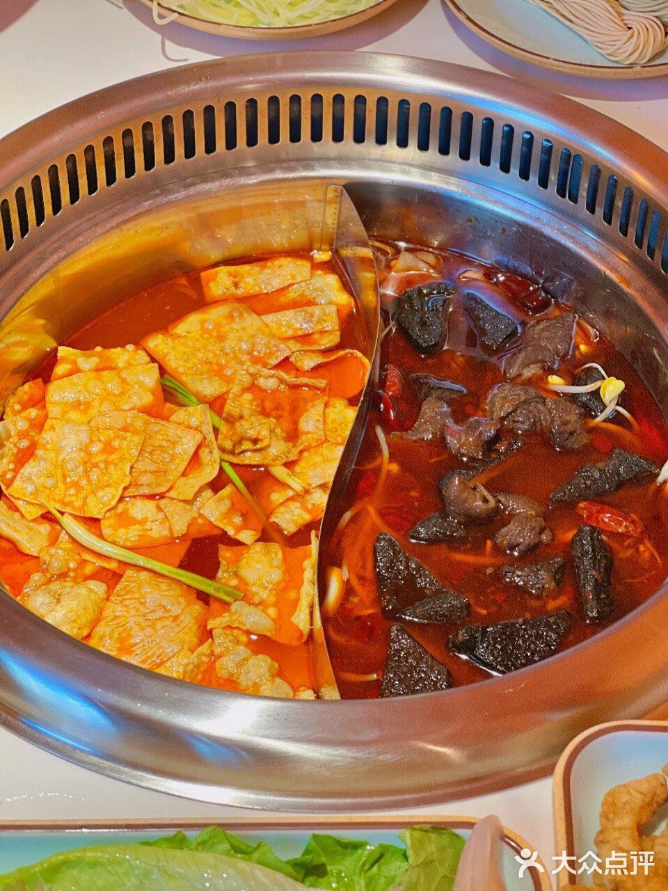 双臭火锅原创品牌——爆小川开新店啦